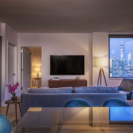 Deedee'S Sky Rise Apartments At Newport II Джърси Сити Екстериор снимка