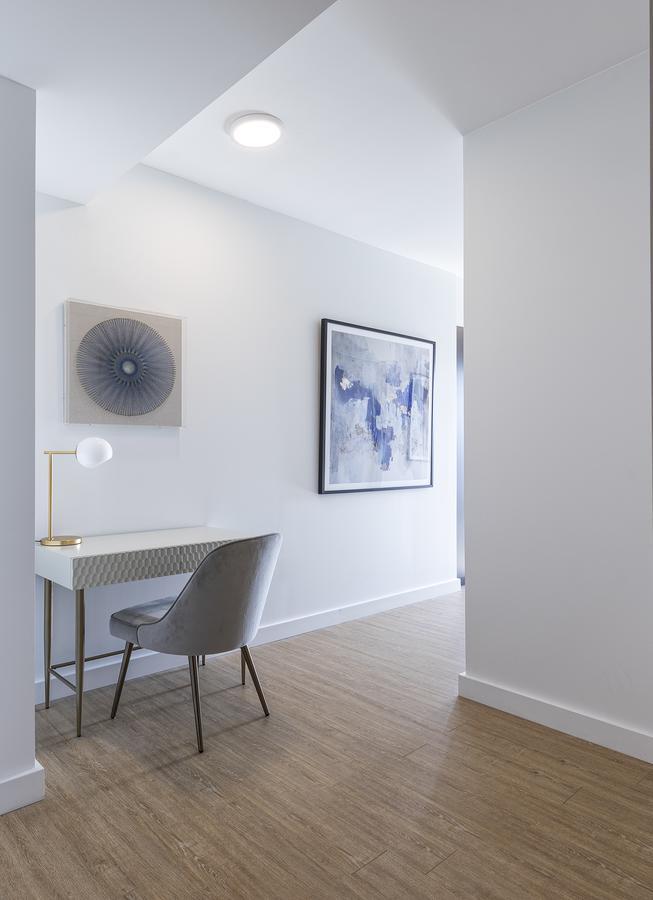 Deedee'S Sky Rise Apartments At Newport II Джърси Сити Екстериор снимка